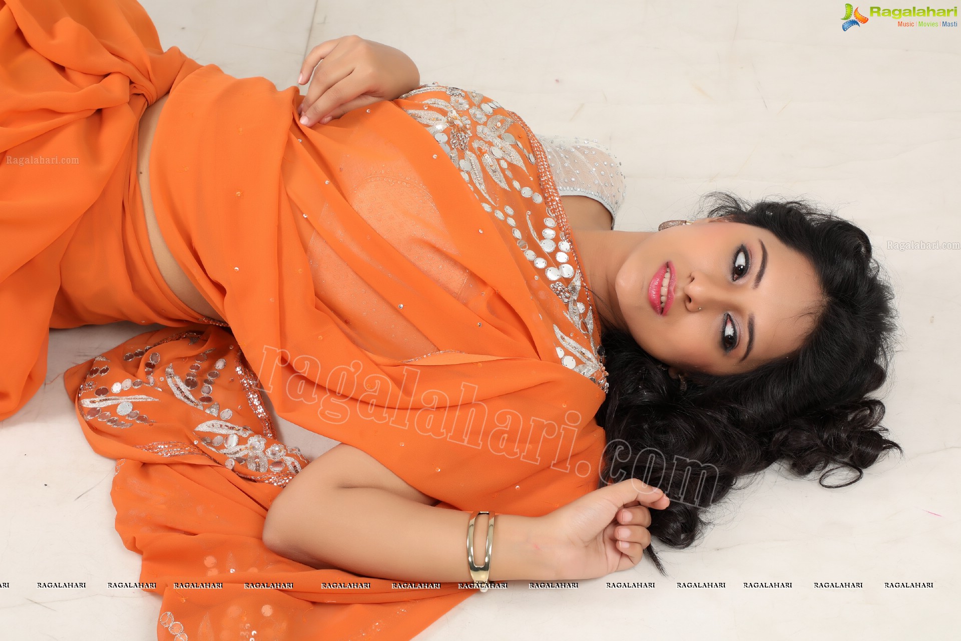 Nikita Bisht (Exclusive) (High Definition)