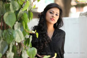 Nikita Bisht (High Definition)