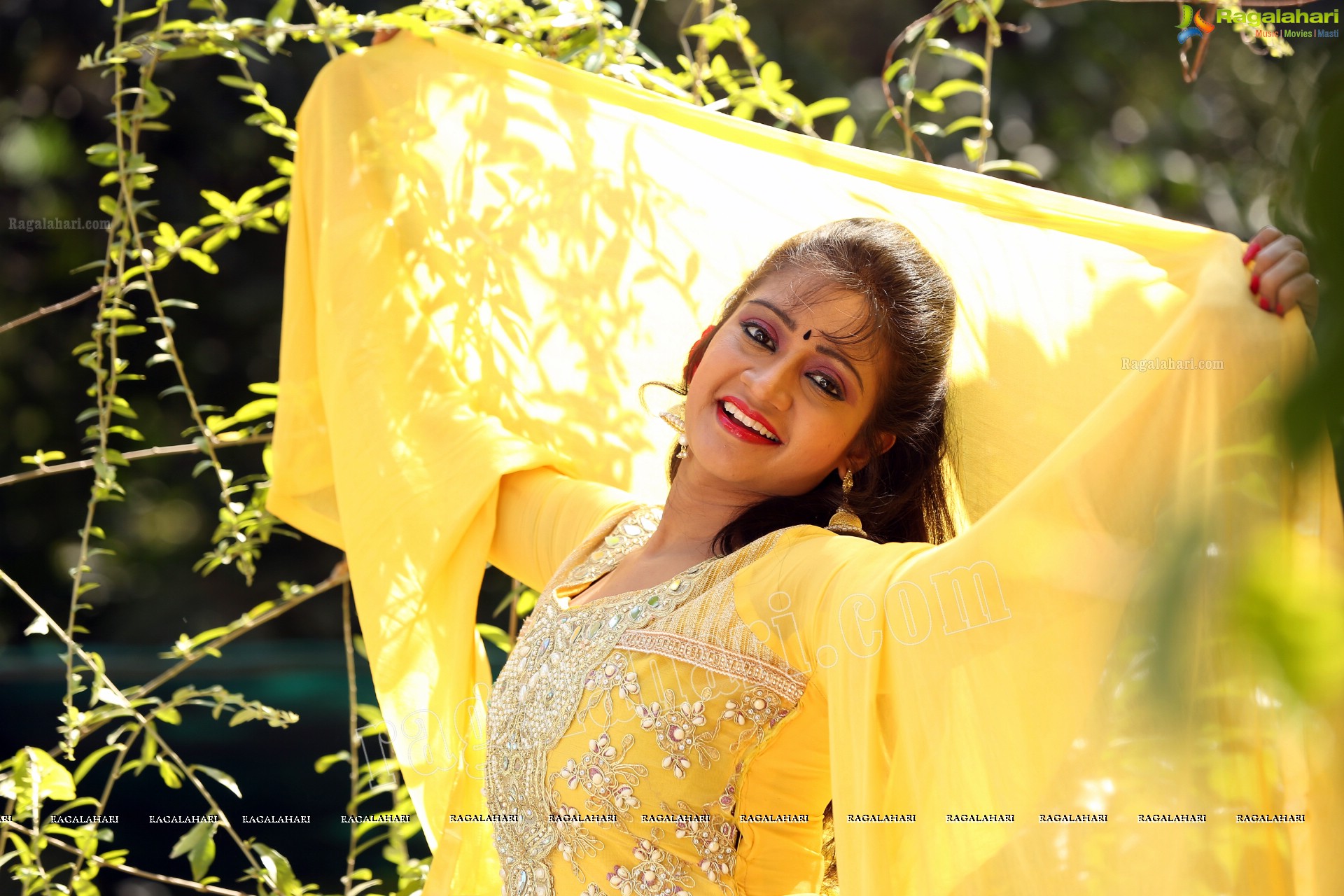 Sandeepthi (Exclusive) (High Definition)