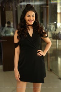 Amyra Dastur