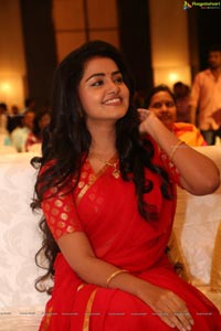 Anupama Parameswaran Photos