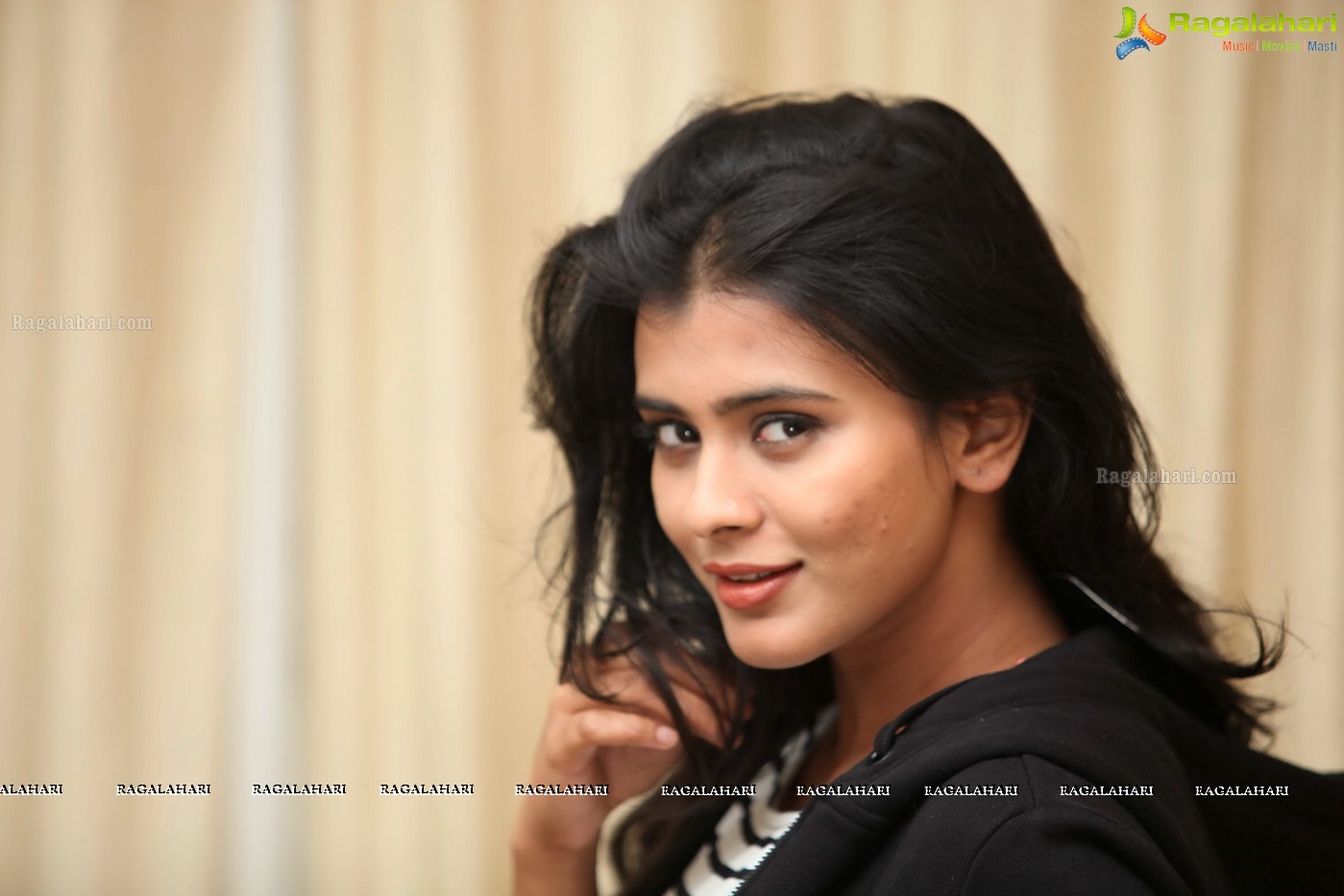 Hebah Patel (Posters)