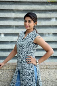 Television Actress Karuna latest photos