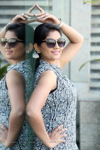 Television Actress Karuna latest photos