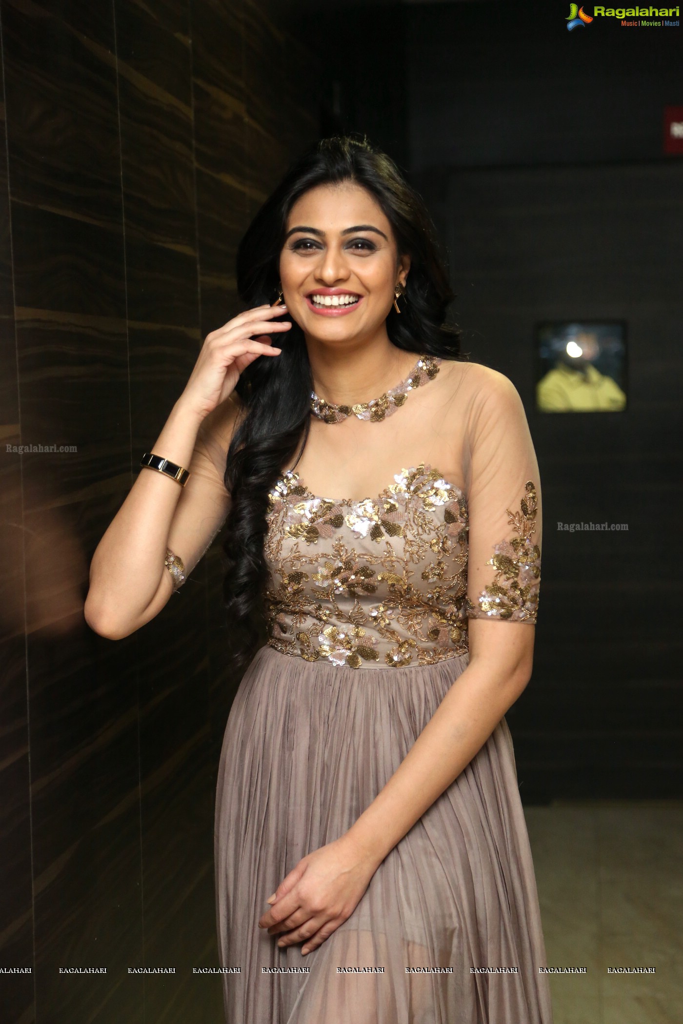 Neha Hinge (Posters)