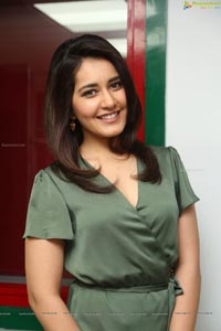 Raashi Khanna