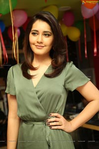 Raashi Khanna