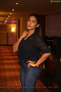 Sri Reddy Mallidi