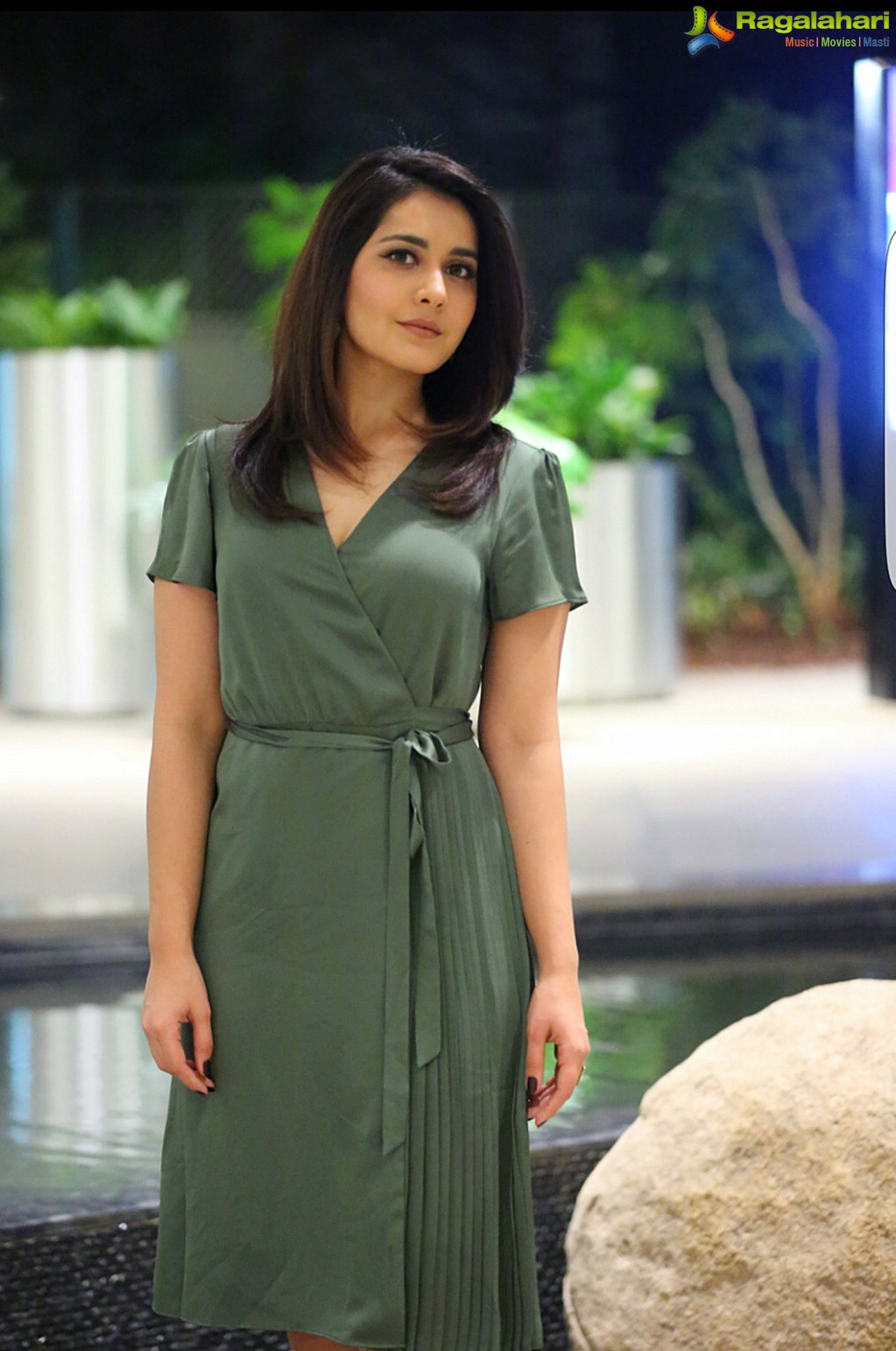 Raashi Khanna in Green Dress Photos