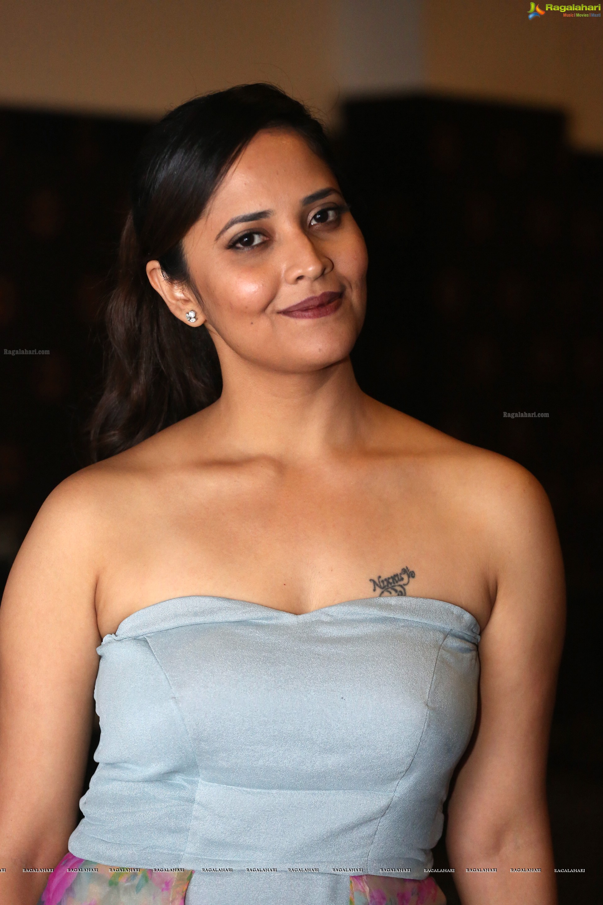 Anasuya Bharadwaj at Gayatri Audio Launch (High Definition)