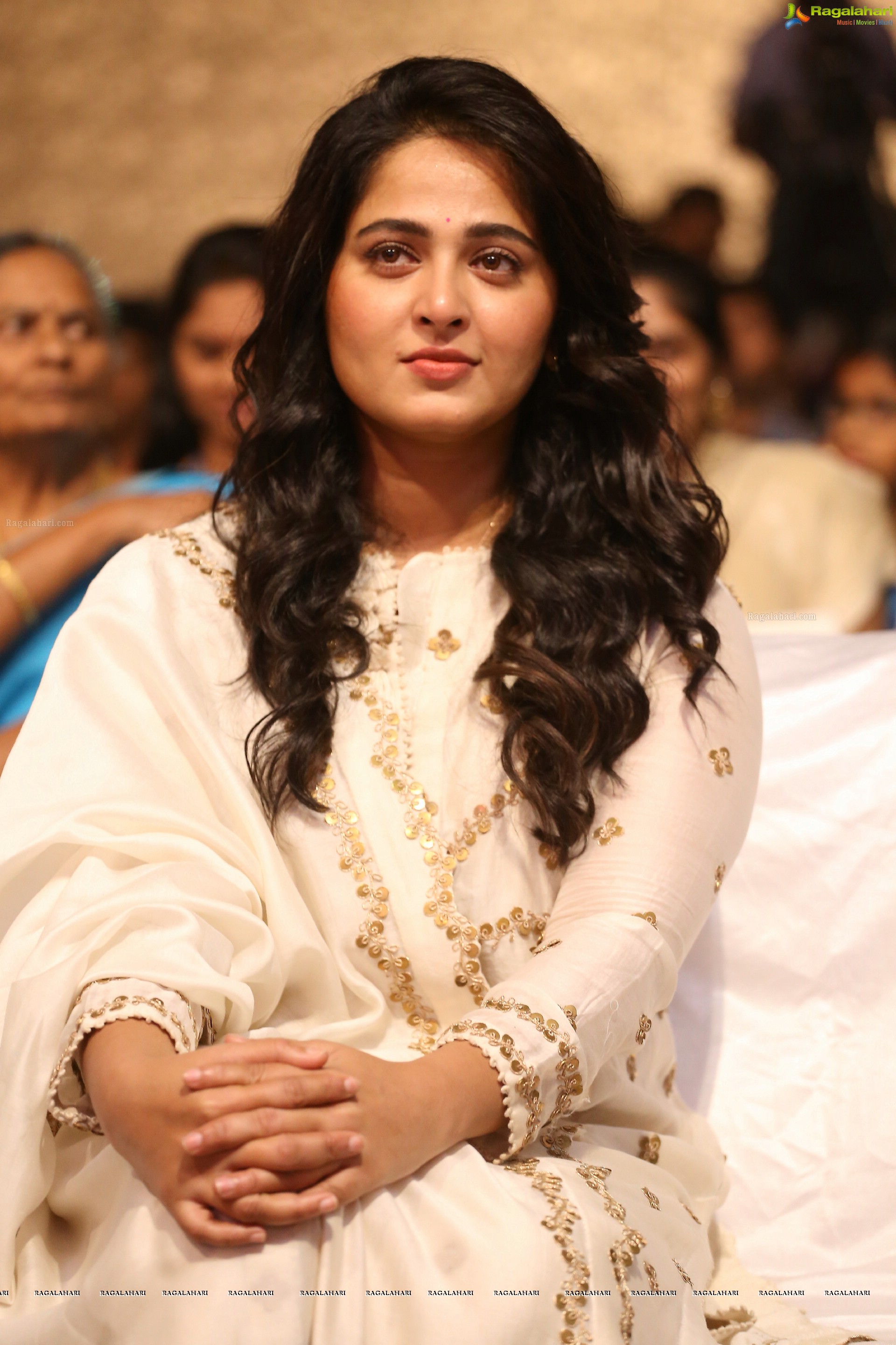 Anushka Shetty at Bhaagamathie Pre-Release Event (High Definition)