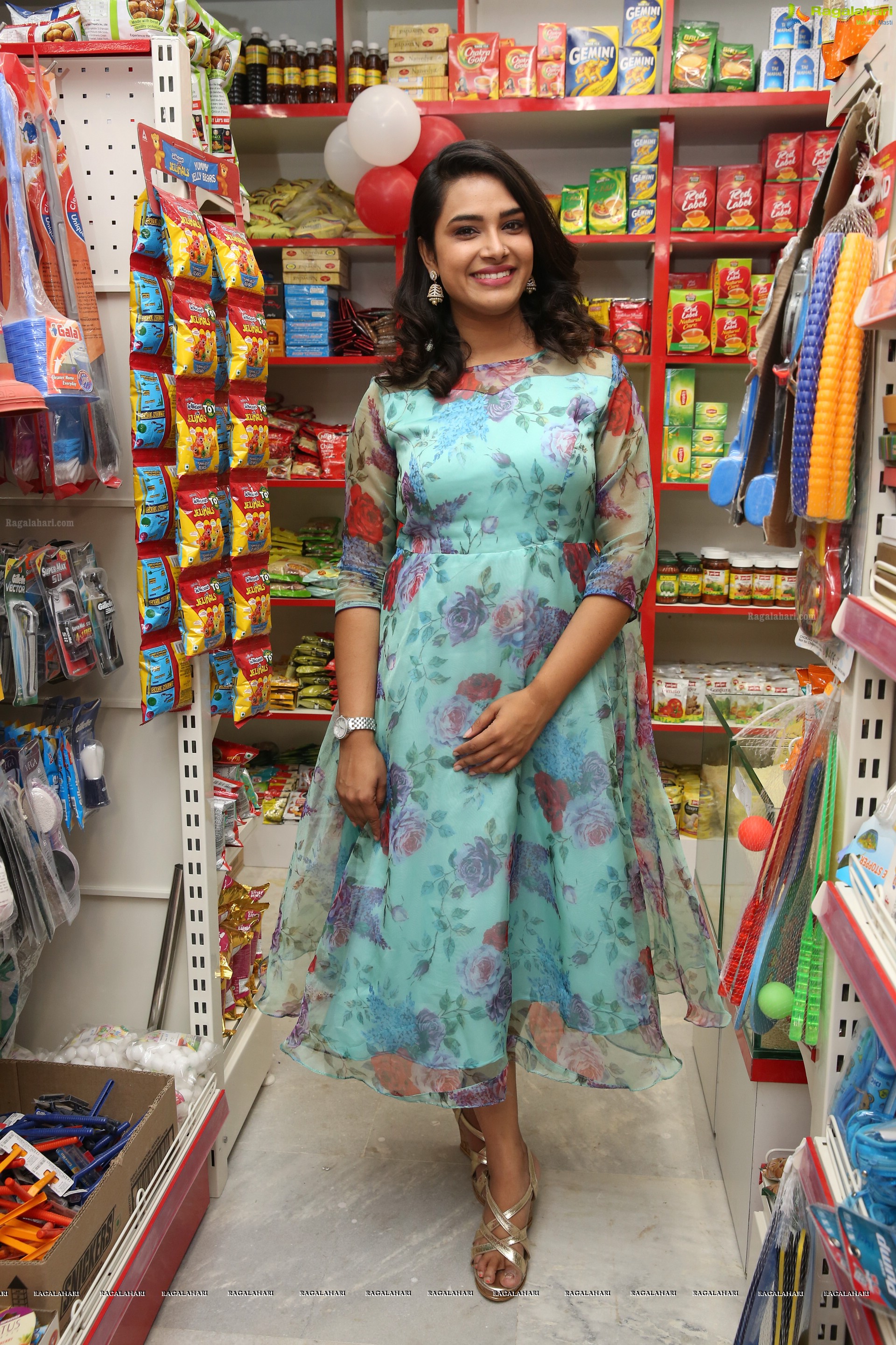 Hari Teja at Chervi Super Stores (High Definition)