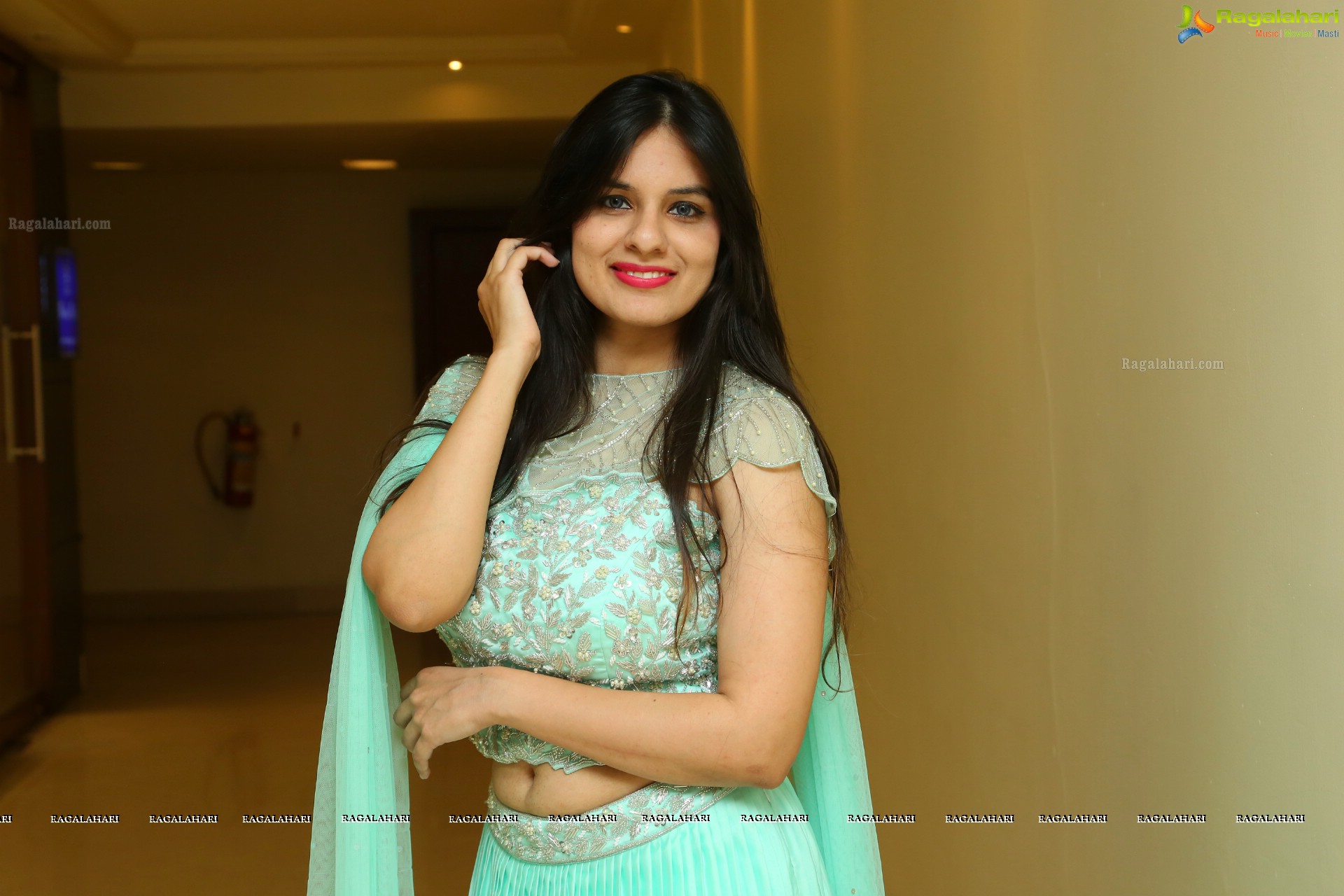 Kanika at Petals Exhibition (High Definition)