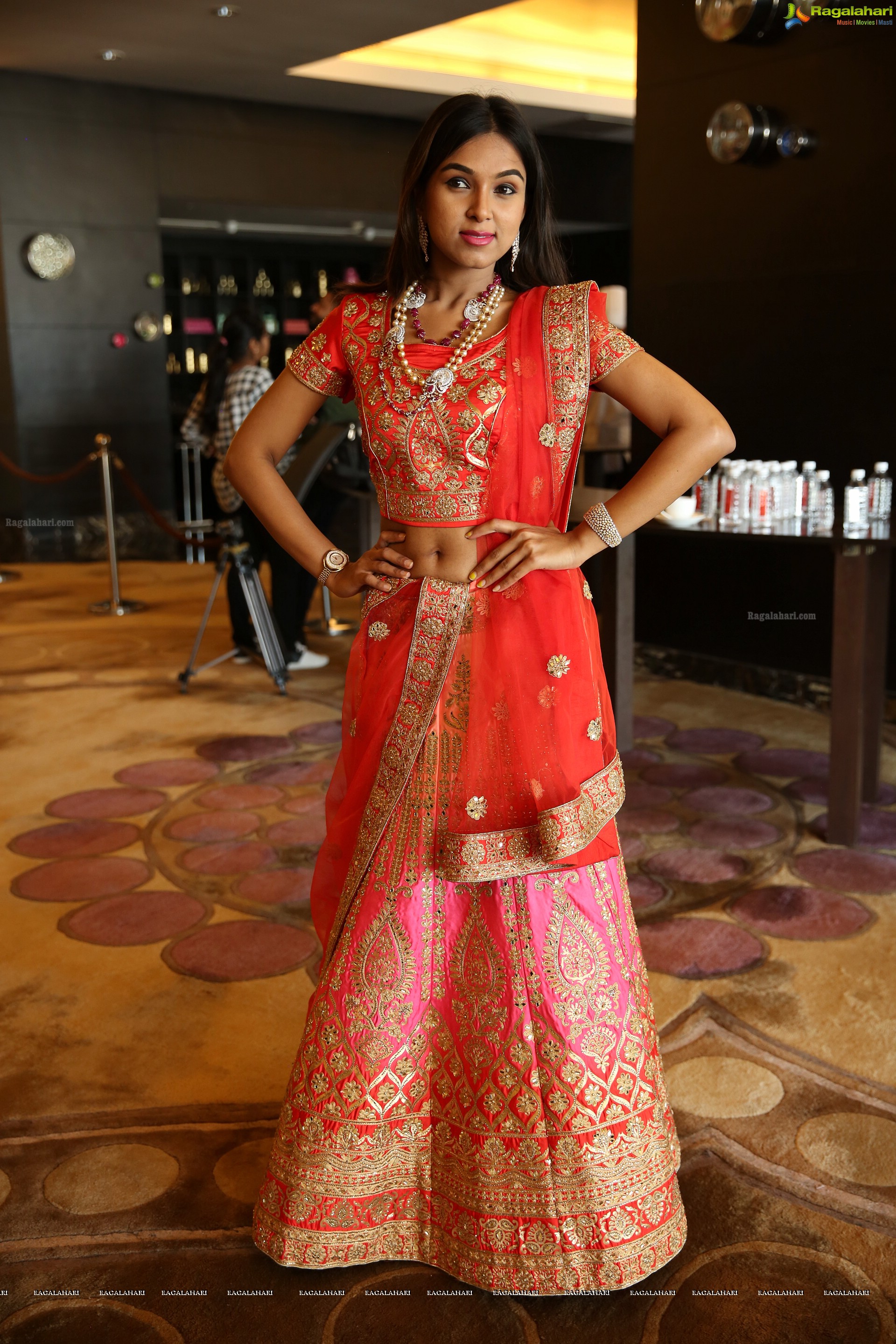 Mounika Jay at Diva Galleria Jewellery Fashion Show (High Definition)