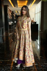 Simrath Juneja at Diva Galleria Jewellery Fashion Show