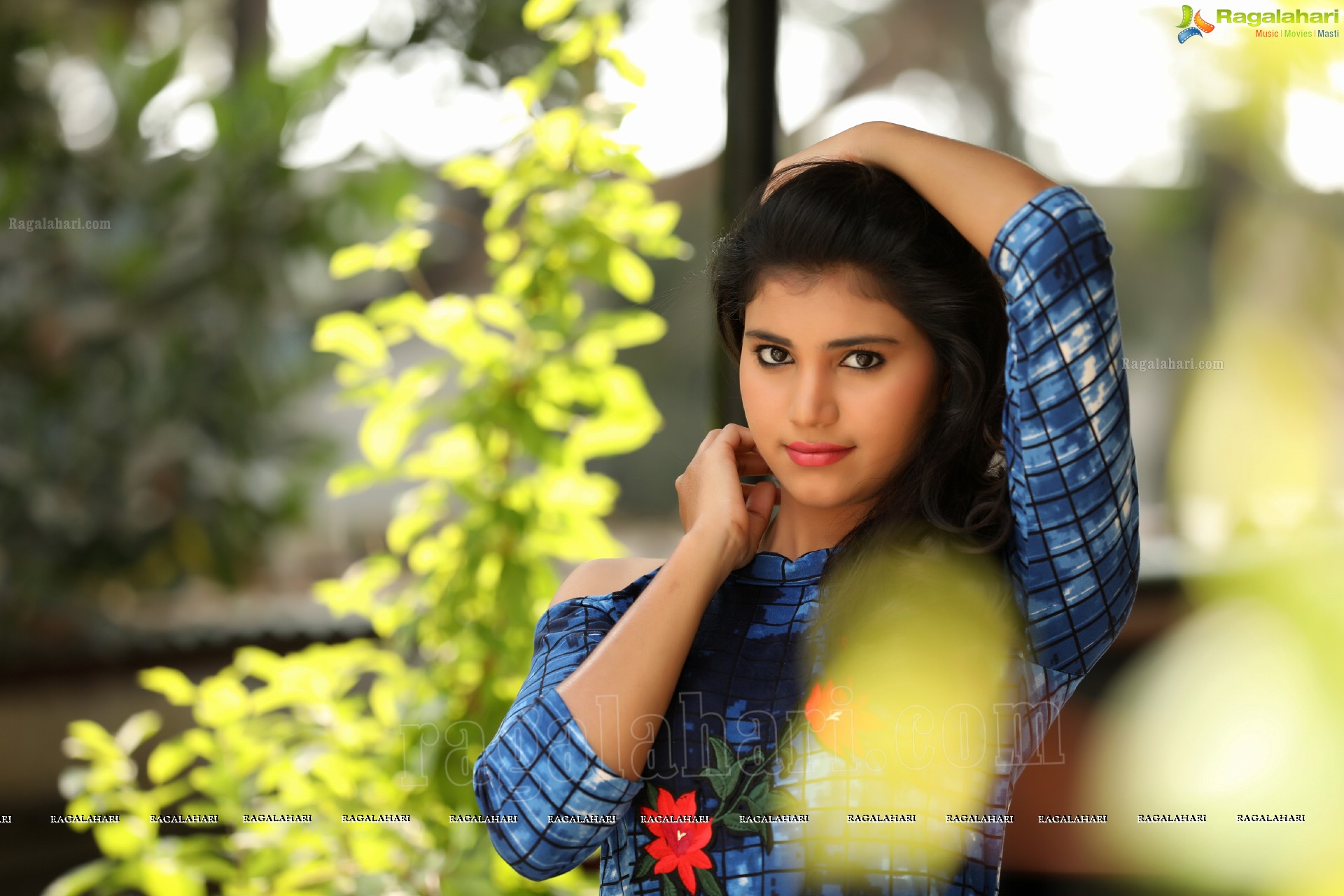 Mounika (Exclusive) (High Definition)