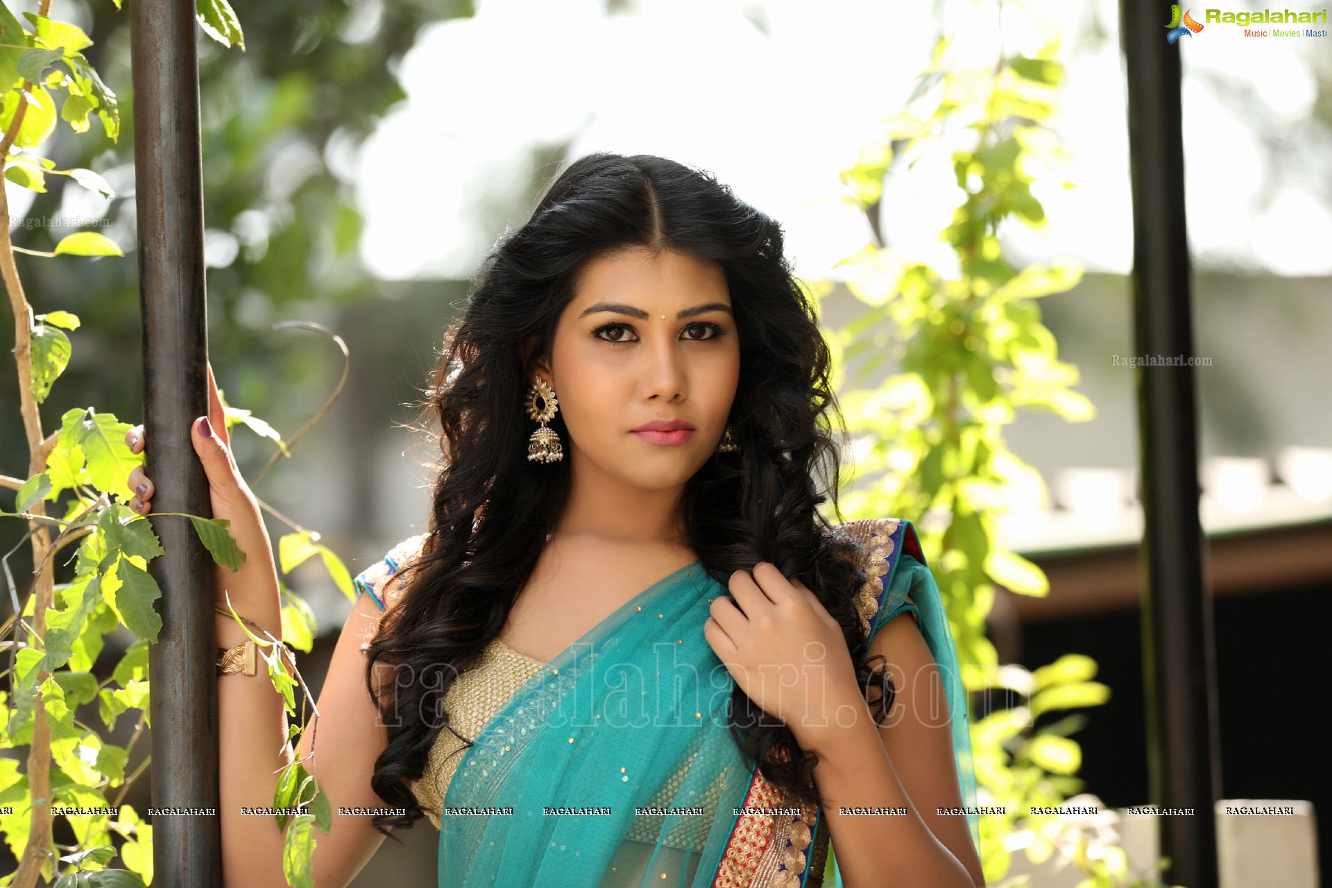 Rachana Smith (Exclusive) (High Definition)