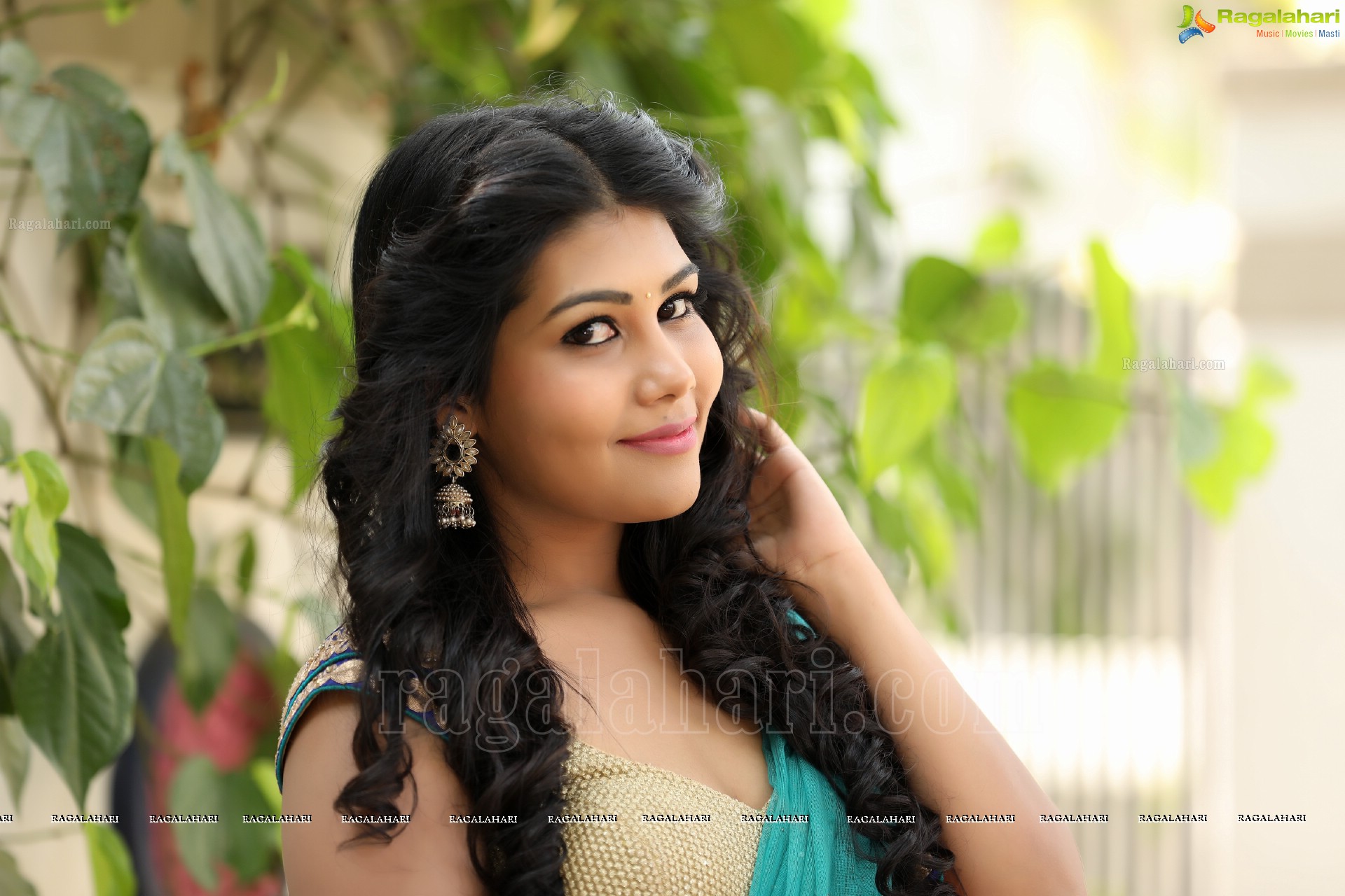 Rachana Smith (Exclusive) (High Definition)