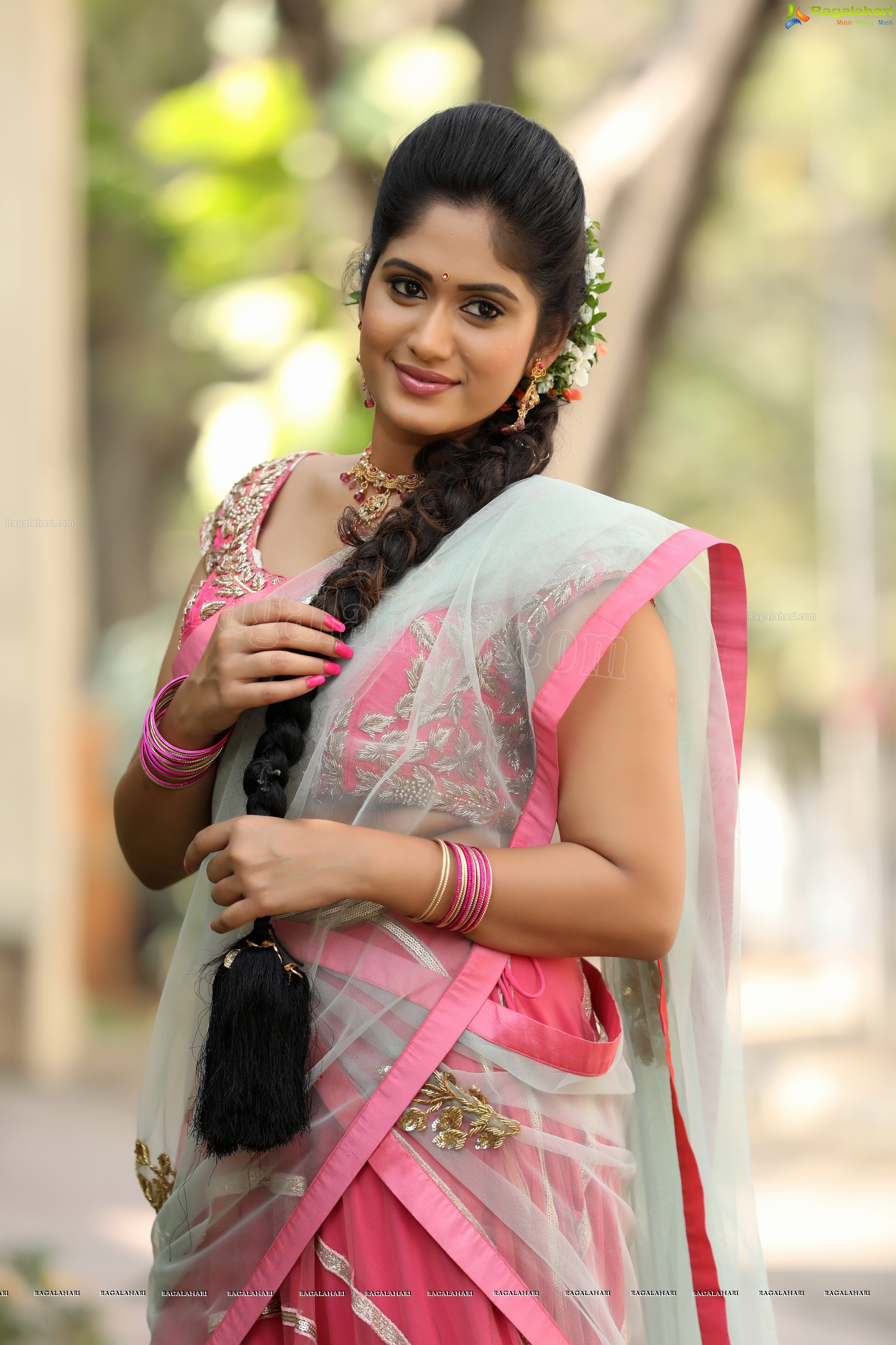 Sowmya Venugopal (Exclusive) (High Definition)