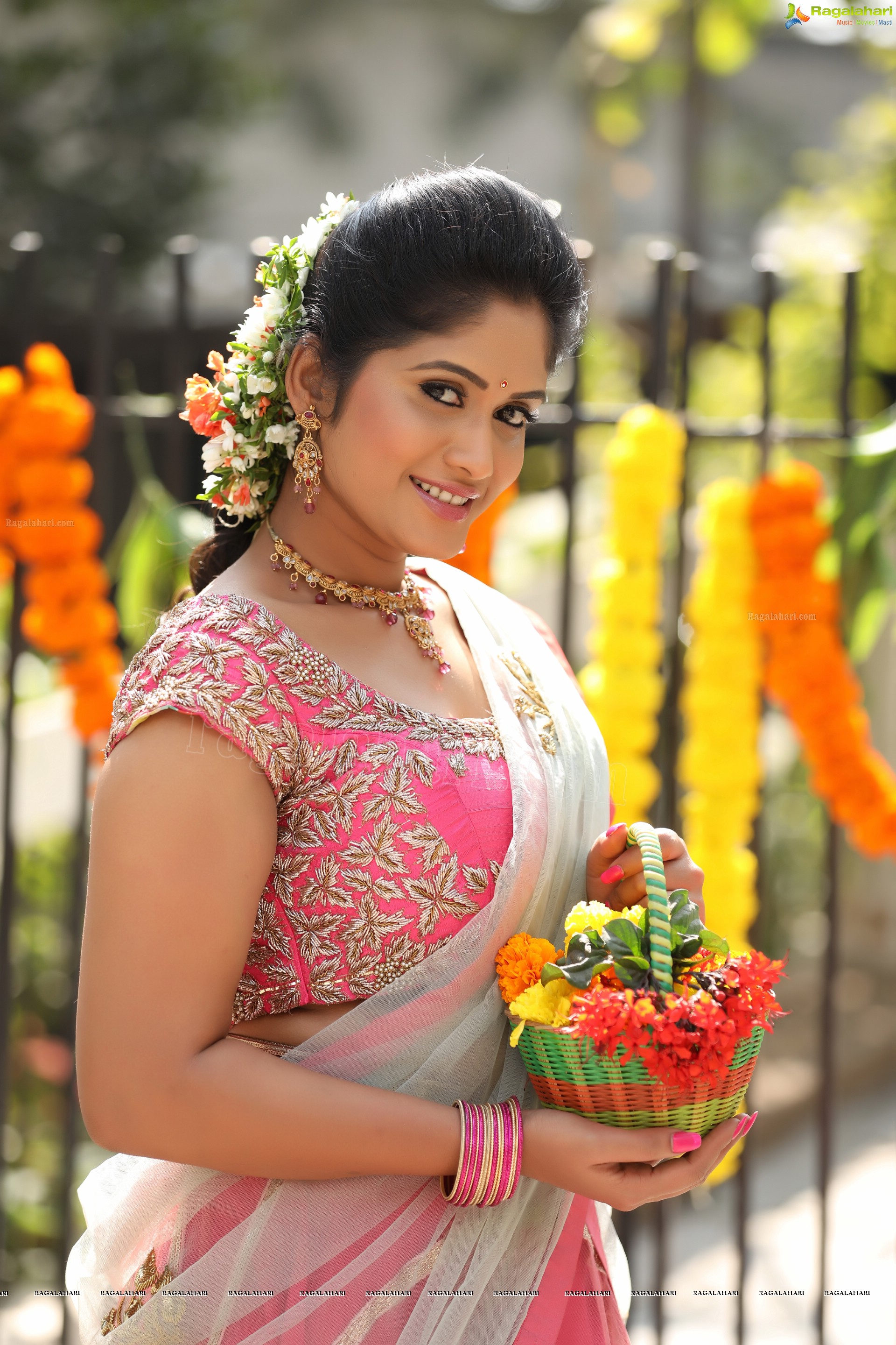 Sowmya Venugopal (Exclusive) (High Definition)