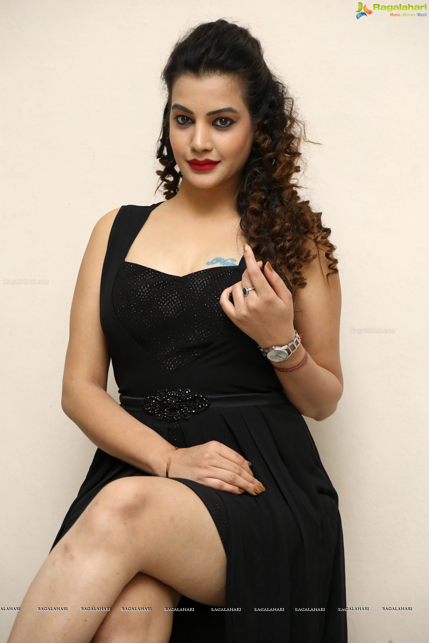 Diksha Panth at Operation 2019 First Look Launch (Posters)