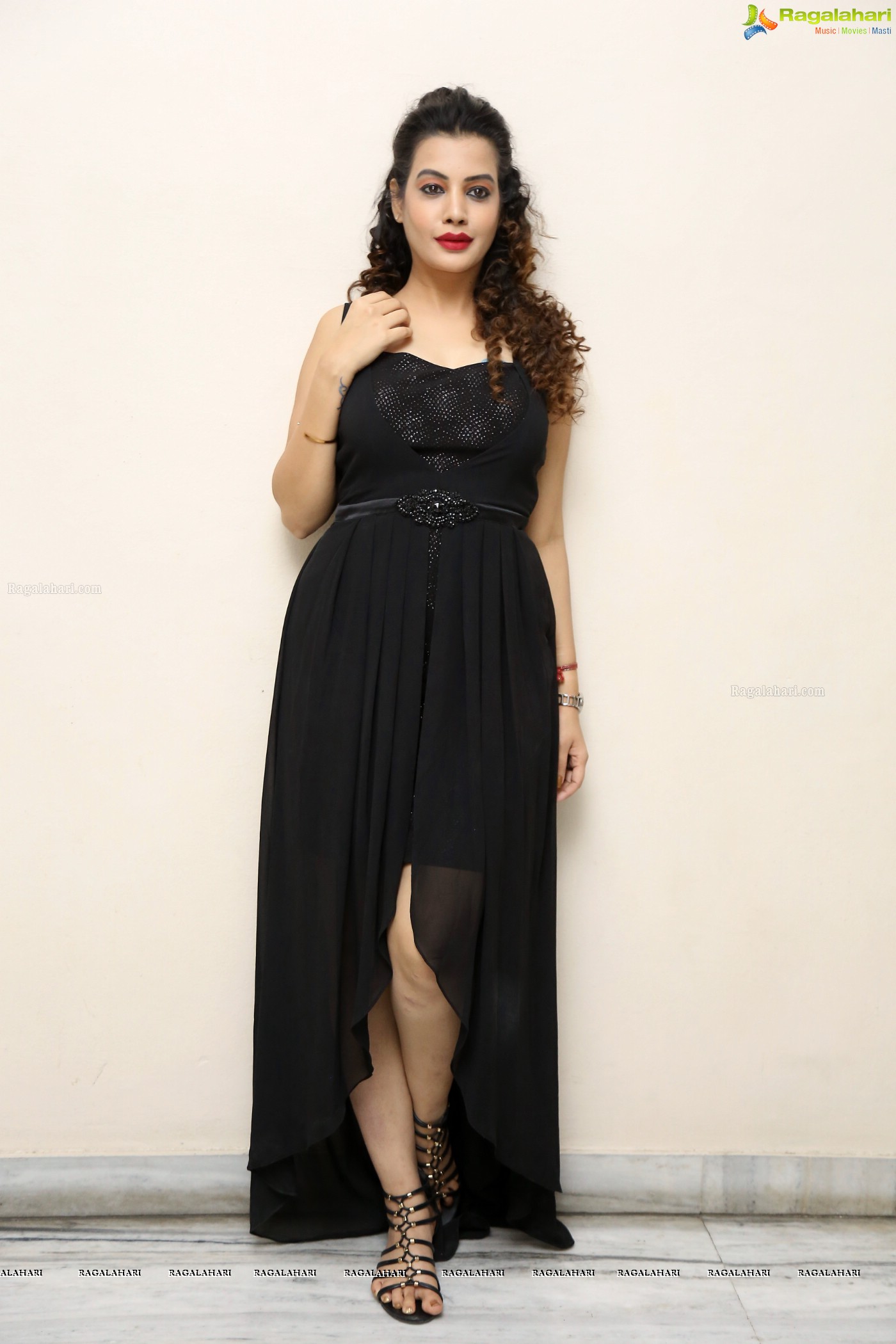 Diksha Panth at Operation 2019 First Look Launch (Posters)