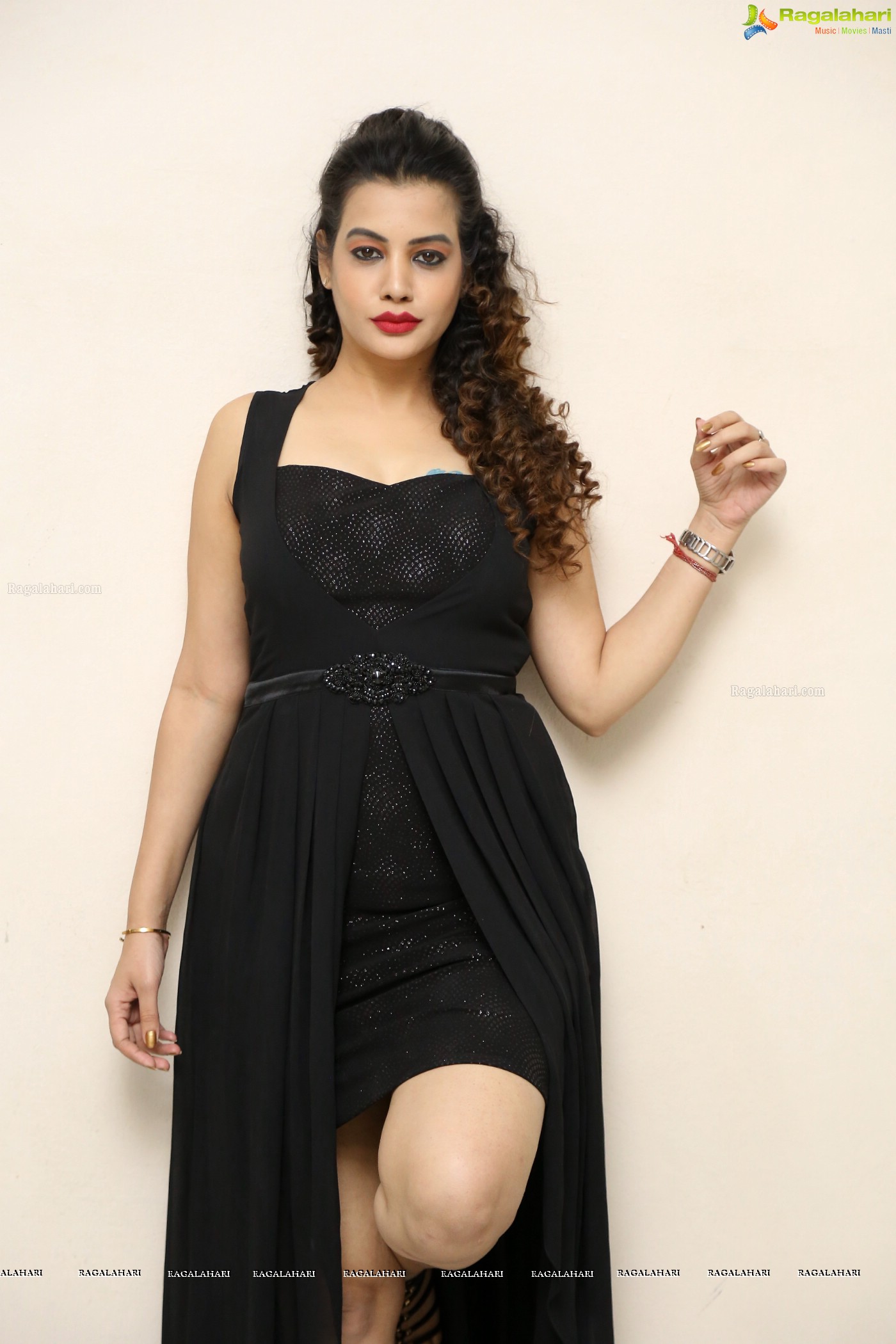 Diksha Panth at Operation 2019 First Look Launch (Posters)