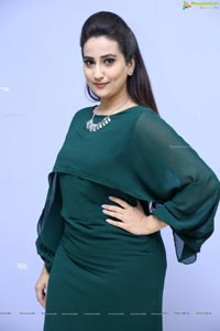 Anchor Manjusha at Bhaagamathie Success Meet