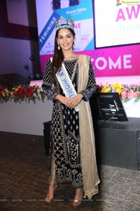 Manushi Singh Chhillar