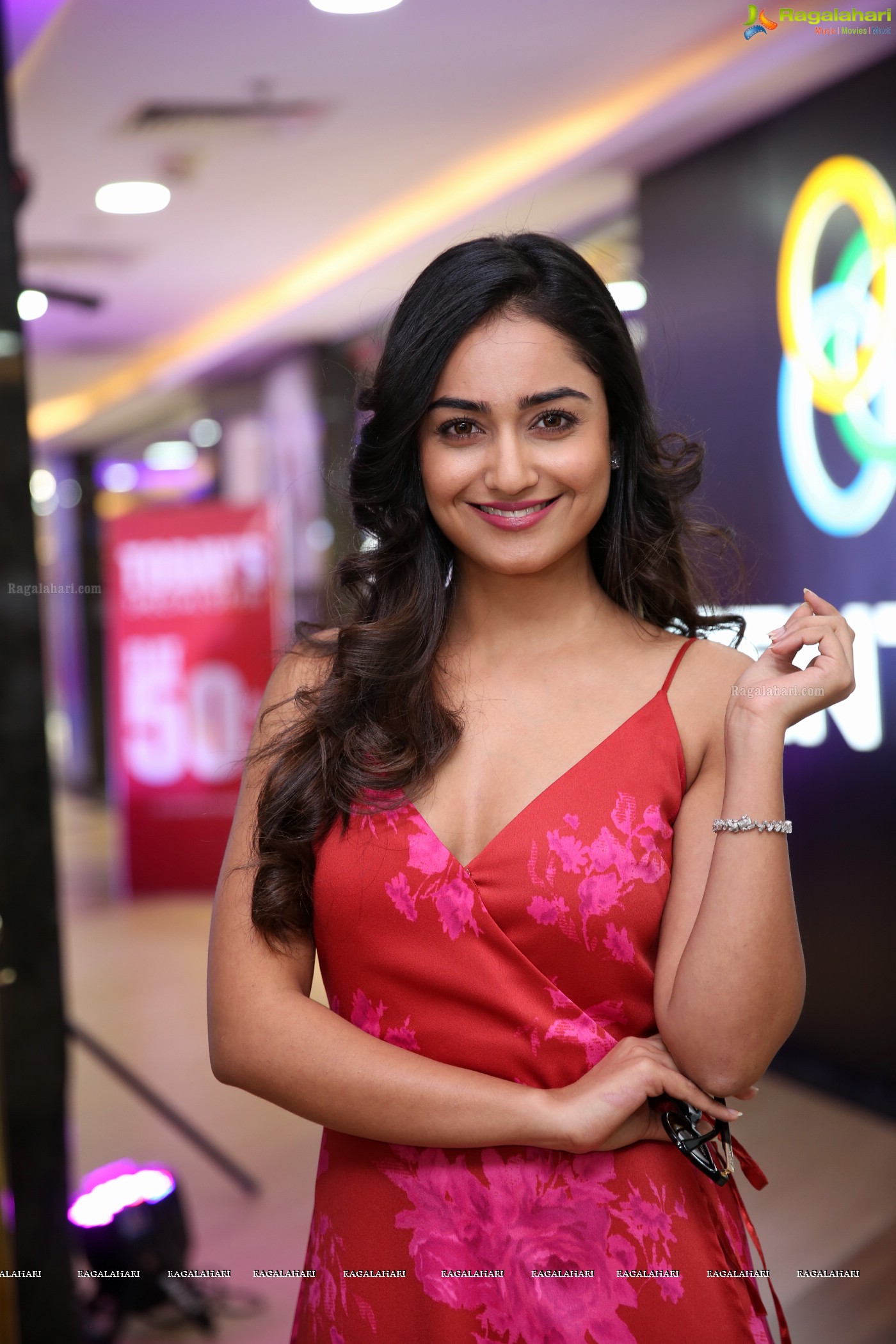 Tridha Choudhury at Easy Buy Press Meet (Posters)