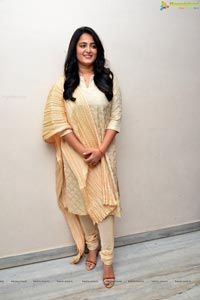 Anushka shetty at Bhaagamathie Success Meet