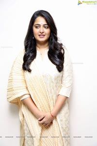 Anushka shetty at Bhaagamathie Success Meet