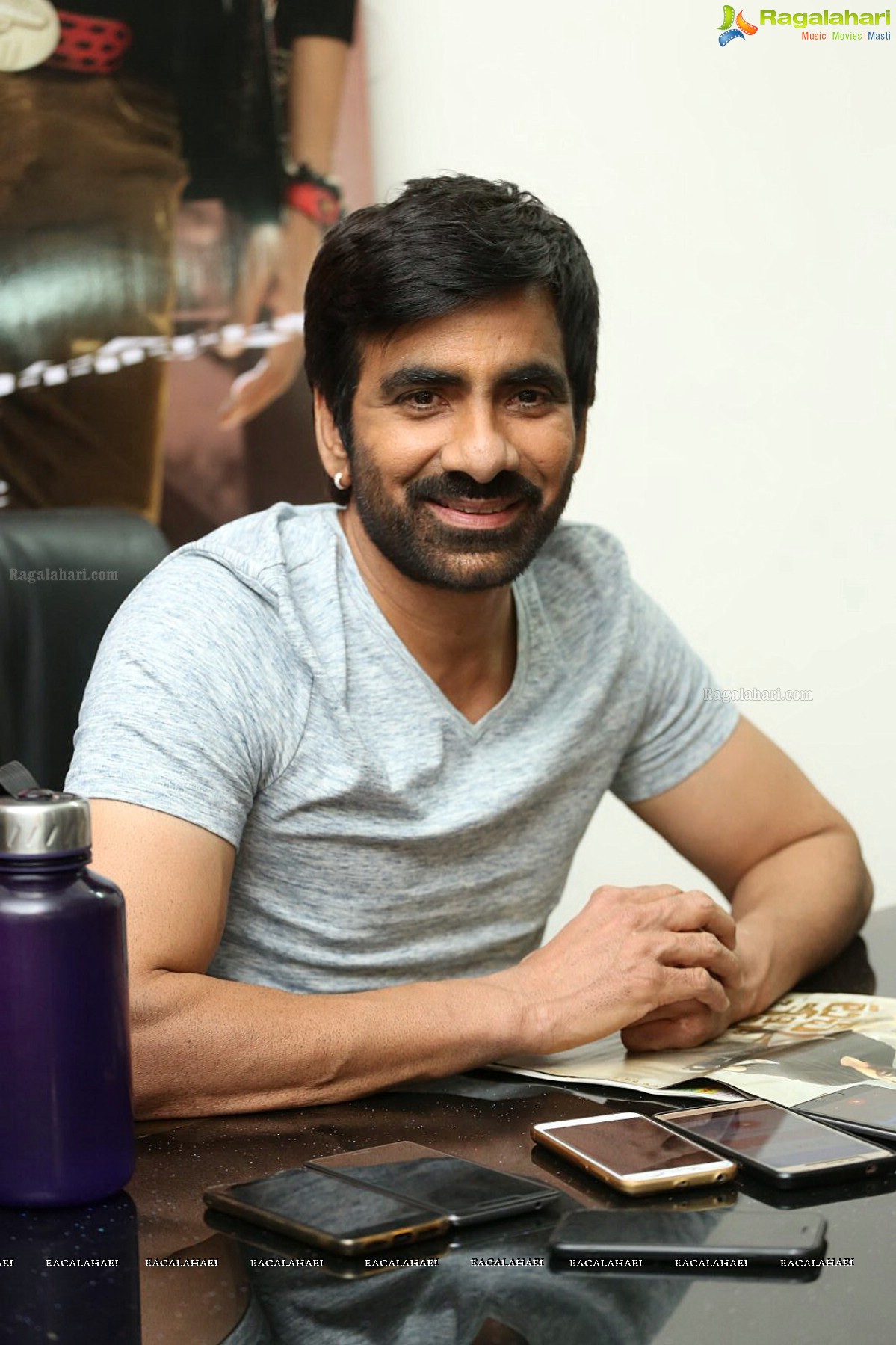 Raviteja at Touch Chesi Choodu Interview