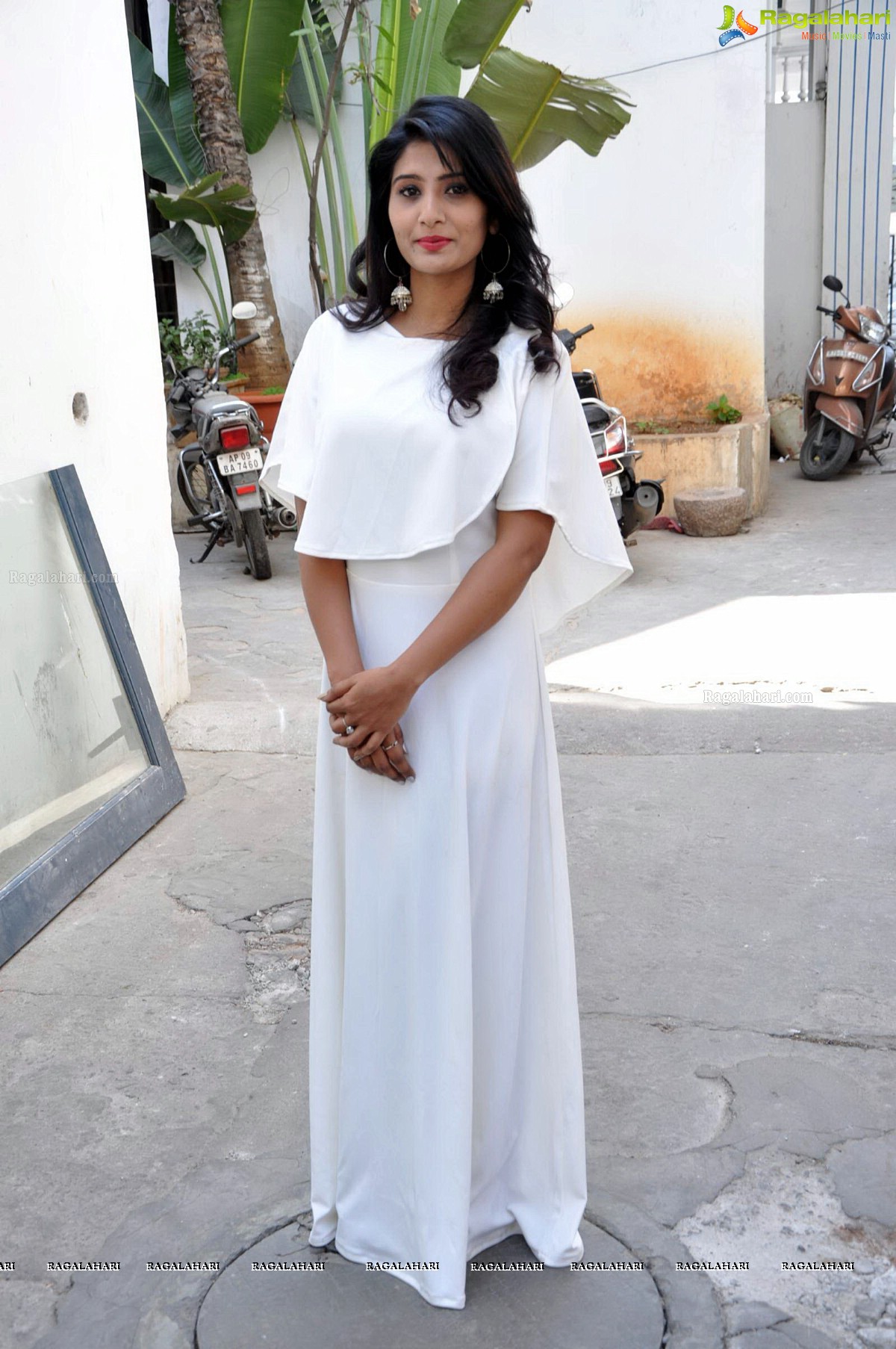 Swetha Reddy at Baggidi Gopal Muhurat