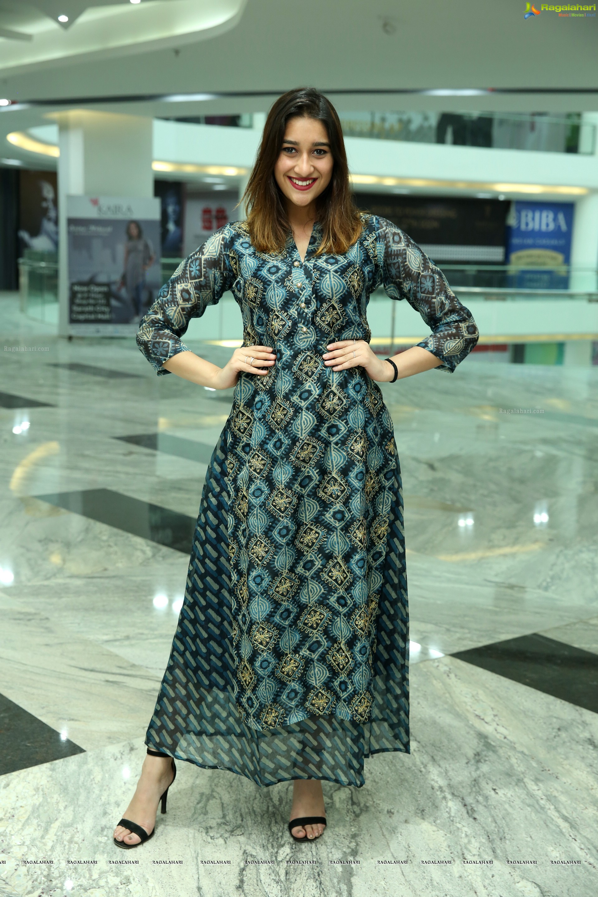 Aashima Gautam at Kaira Store Launch - HD Gallery