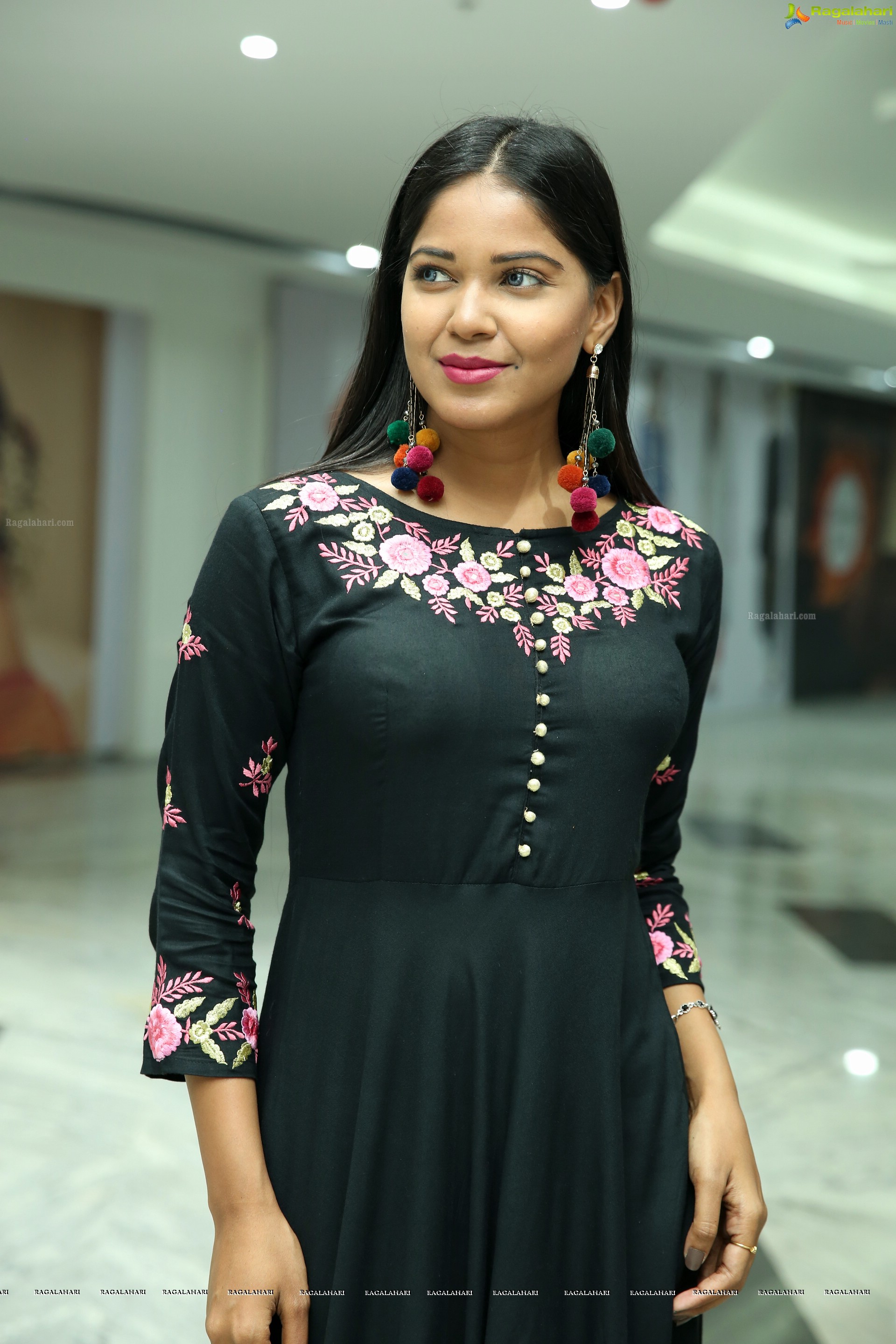 Debbie at Kaira Store Launch - HD Gallery