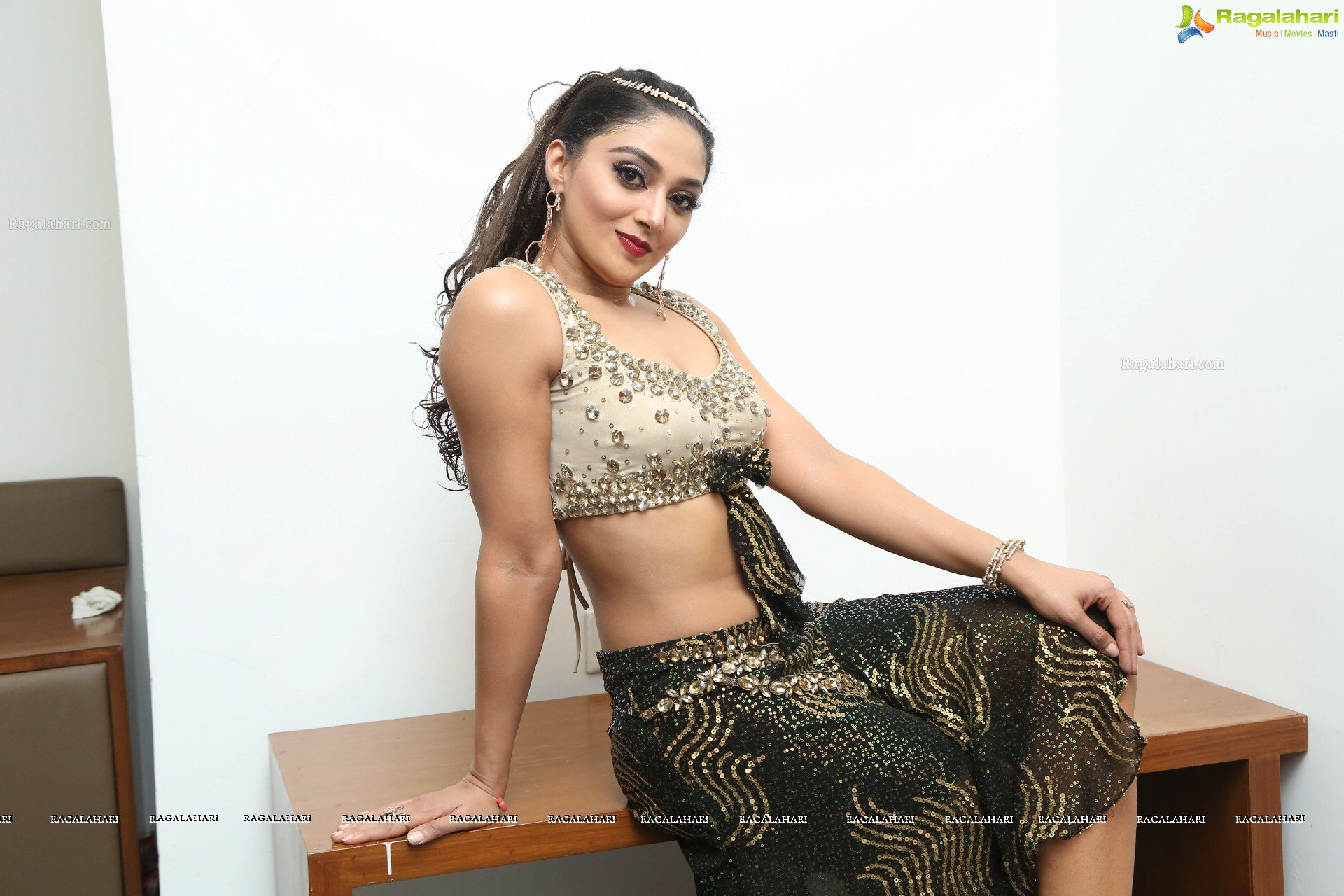 Natasha Doshi @ Bang Bang New year 2019 Celebrations - HD Gallery