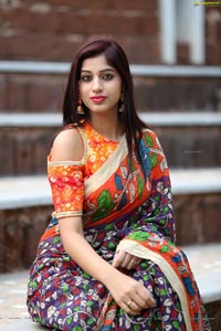Naziya Khan 