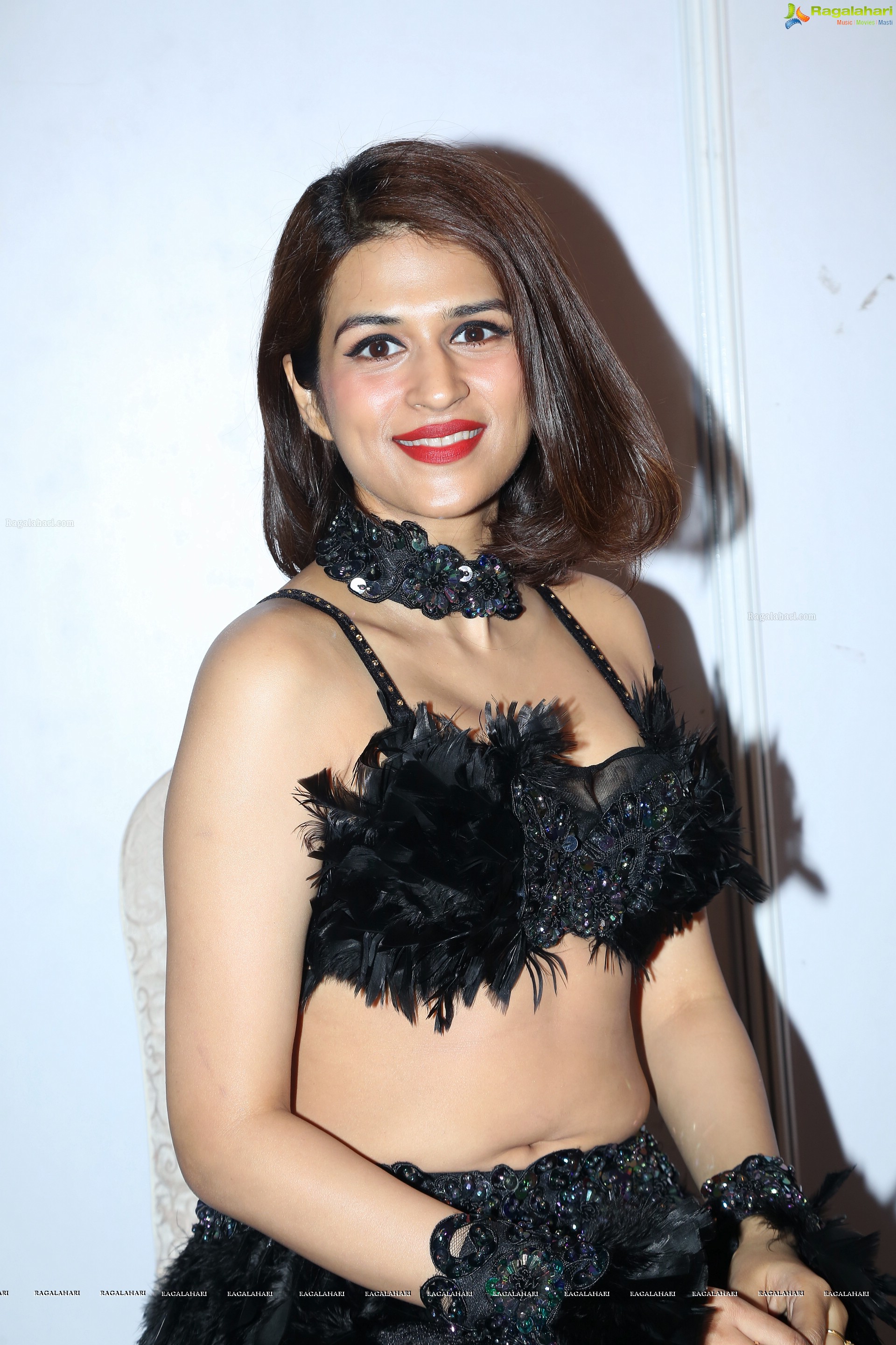 Shraddha Das @ Bang Bang New year 2019 Celebrations - HD Gallery