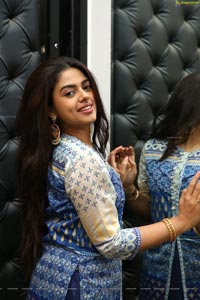 Siddhi Idnani