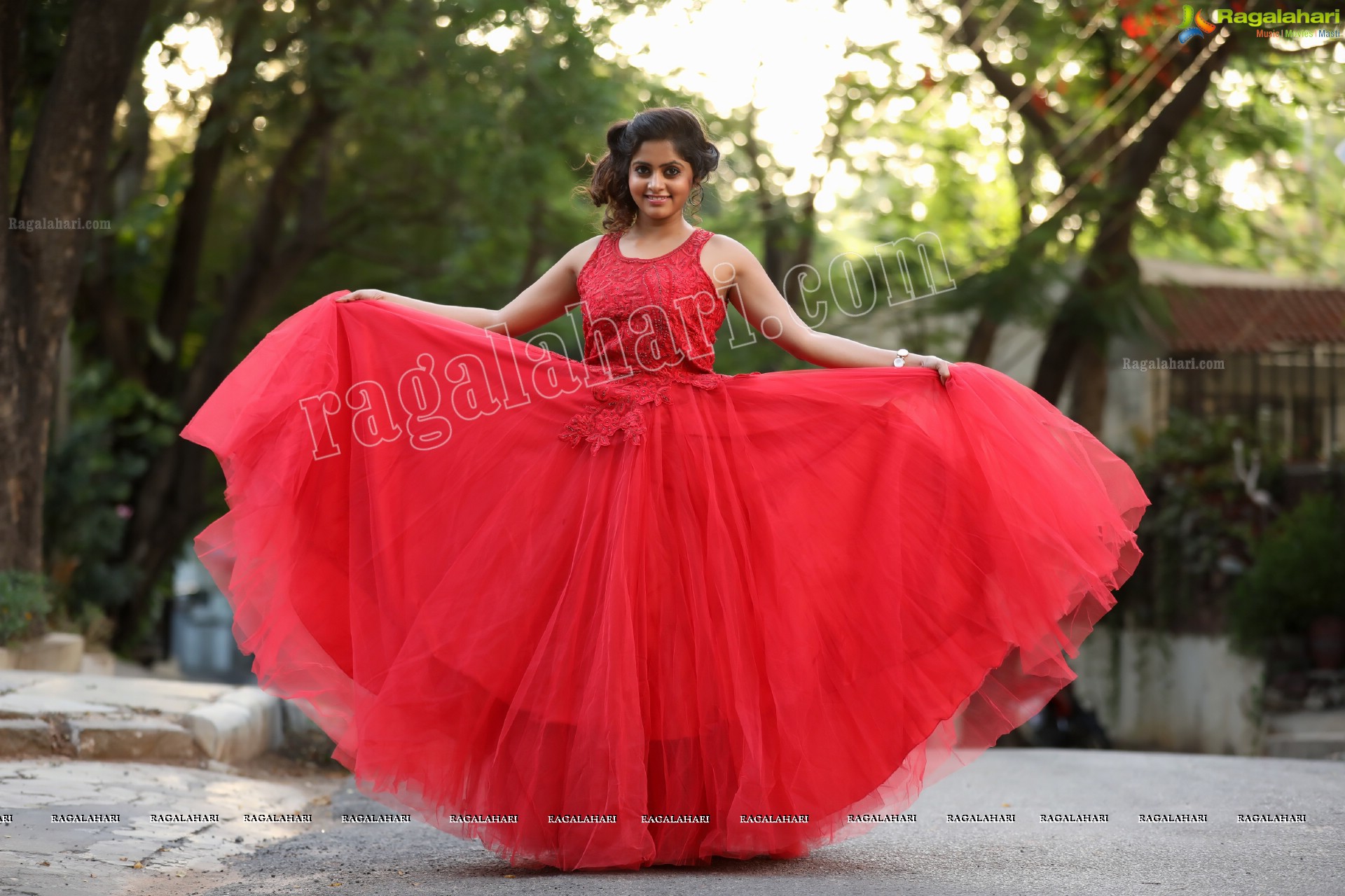 Pragya Nayan (Exclusive Photo Shoot) (High Definition Photos)