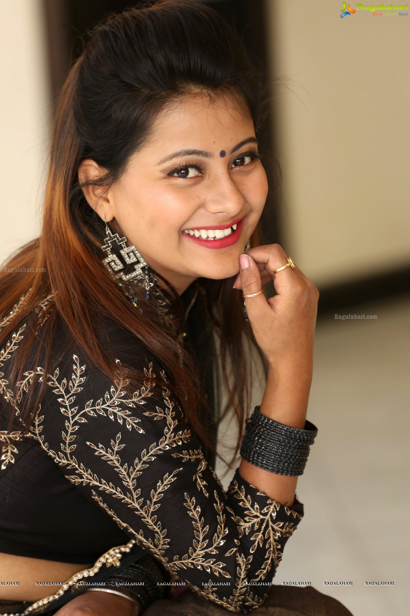 Shubhangi Pant (Posters) @ Rave Naa Cheliya First Look Launch