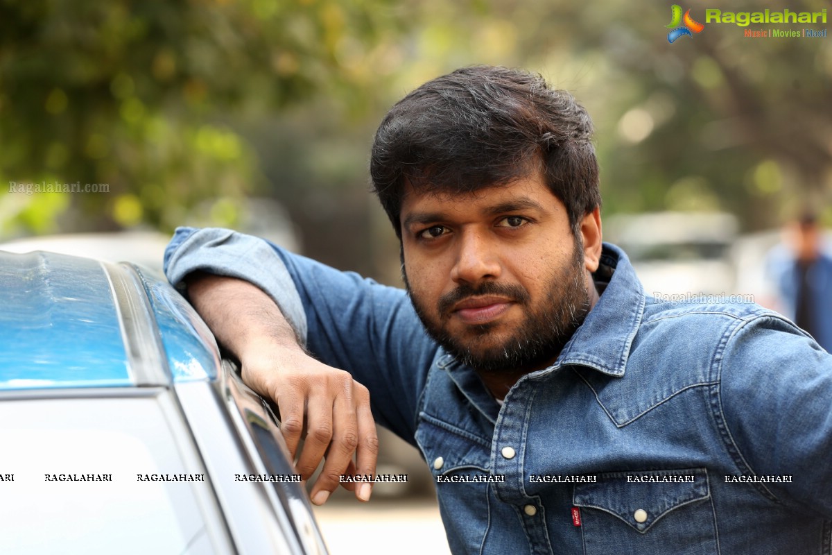 Anil Ravipudi at F2 Success Interview