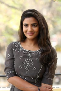 Aishwarya Rajesh at World Famous Lover Interview