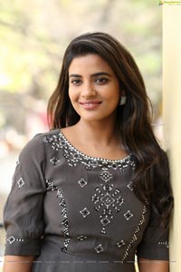 Aishwarya Rajesh at World Famous Lover Interview