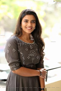 Aishwarya Rajesh at World Famous Lover Interview