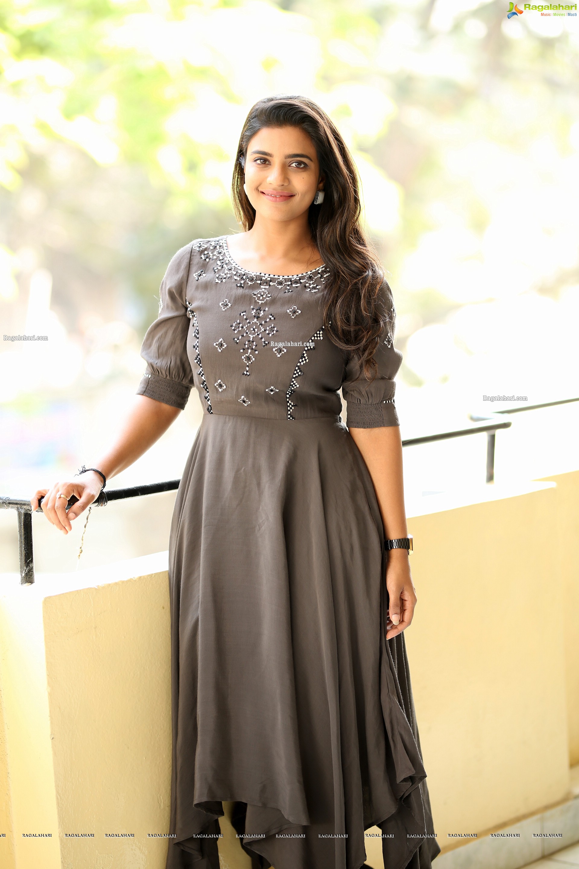 Aishwarya Rajesh at World Famous Lover Interview - HD Gallery