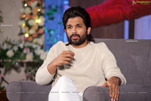 Allu Arjun at Alavaikuntapuramlo Interview