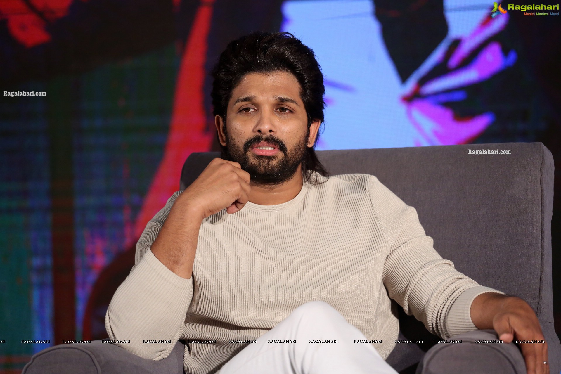 Allu Arjun at Alavaikuntapuramlo Movie Interview - HD Gallery