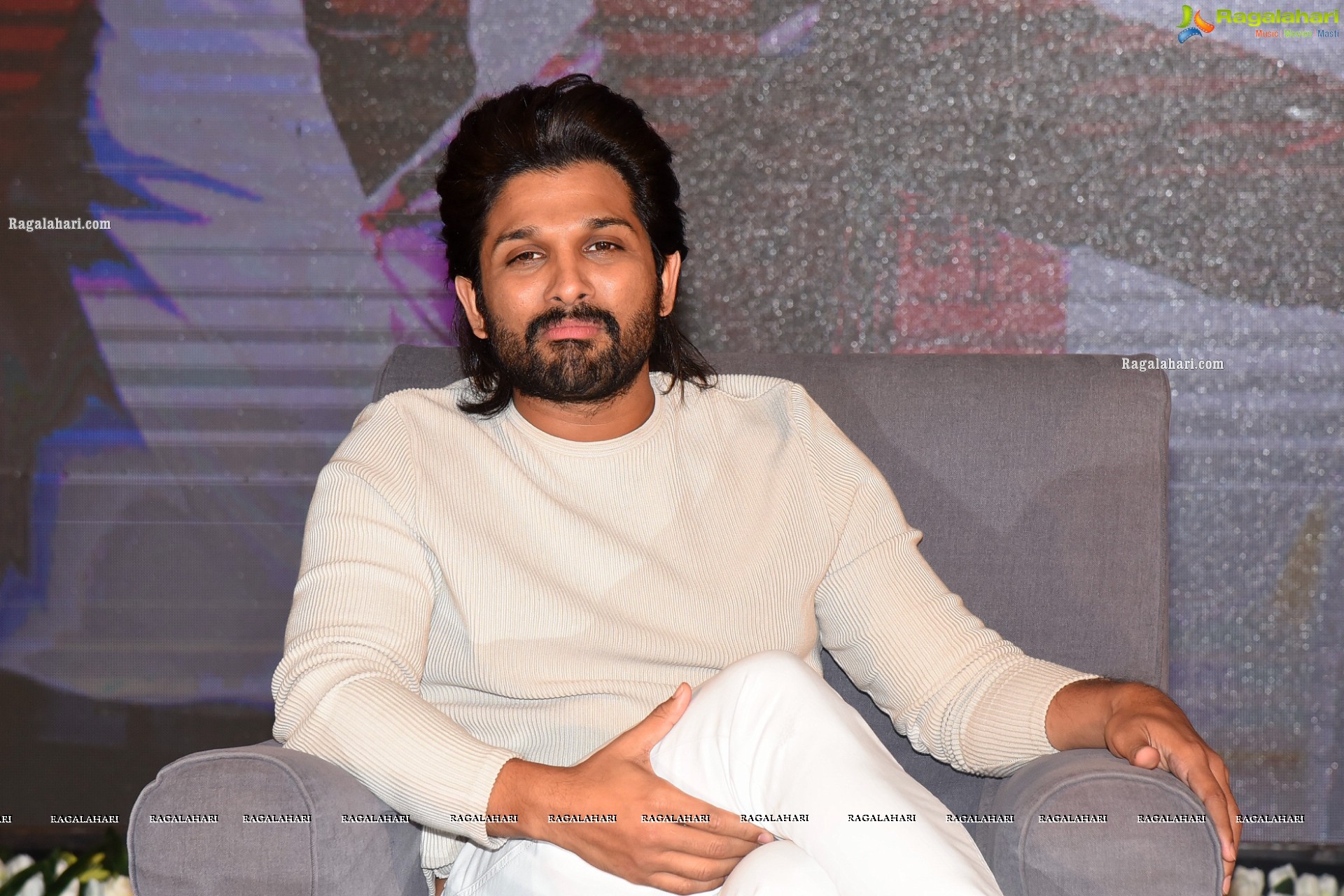 Allu Arjun at Alavaikuntapuramlo Movie Interview - HD Gallery